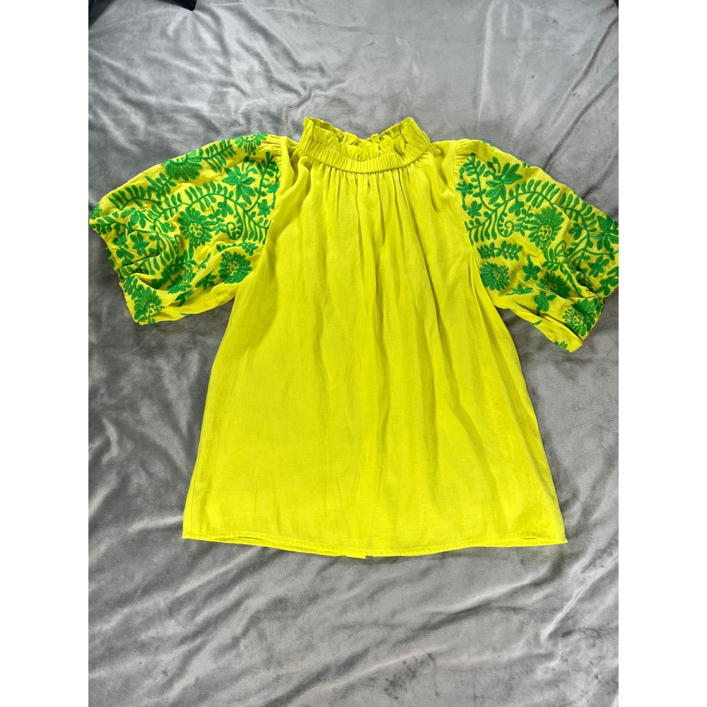 THML Embroidered Puff Sleeve Spring Green Yellow Button Blouse Size Medium
